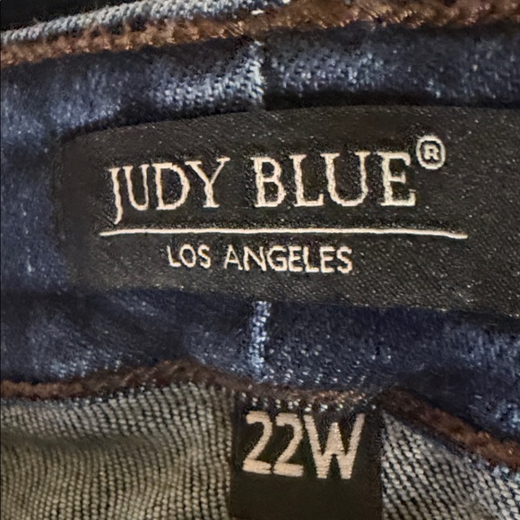 Judy Blue Deep Indigo Jeans - Picture 6 of 10